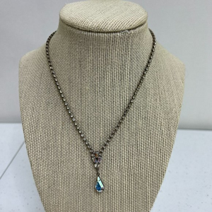 Vintage Rhinestone Necklace AB Silver Tone Chain Teardrop Faceted Chain Used, se